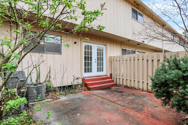 1935 Bridgton Court, Indianapolis, IN 46219