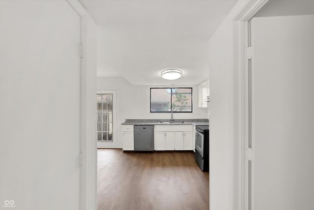 1935 Bridgton Court, Indianapolis, IN 46219