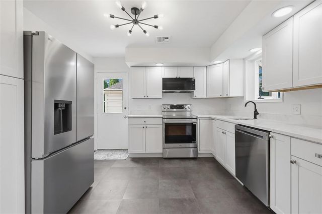 3951 Kenrick Drive, Bethlehem City, PA 18020