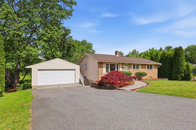 3951 Kenrick Drive, Bethlehem City, PA 18020