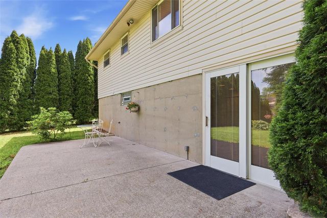 3951 Kenrick Drive, Bethlehem City, PA 18020
