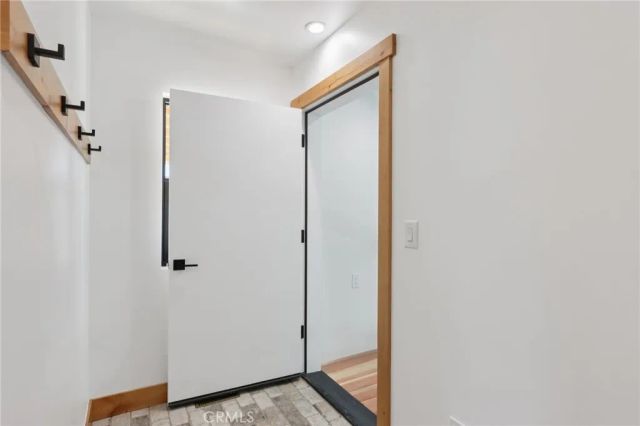 441 Wagon Wheel, Big Bear City, CA 92314