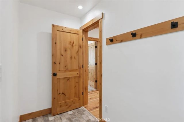441 Wagon Wheel, Big Bear City, CA 92314