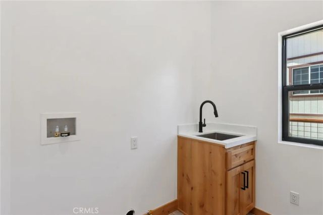 441 Wagon Wheel, Big Bear City, CA 92314