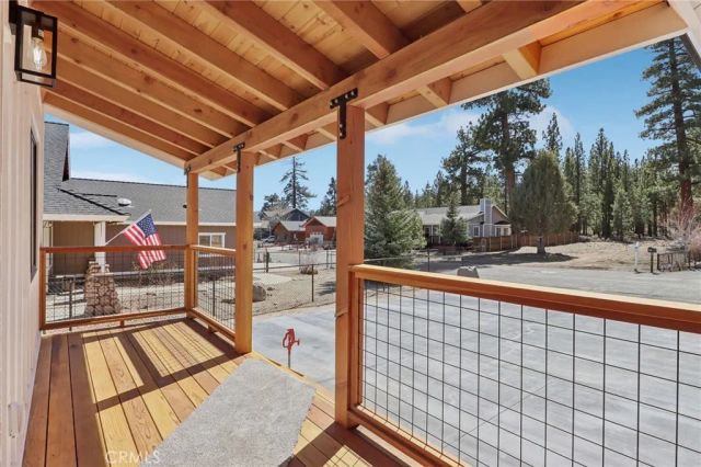 441 Wagon Wheel, Big Bear City, CA 92314