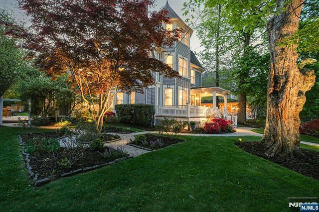 378 Park Street, Montclair, NJ 07043