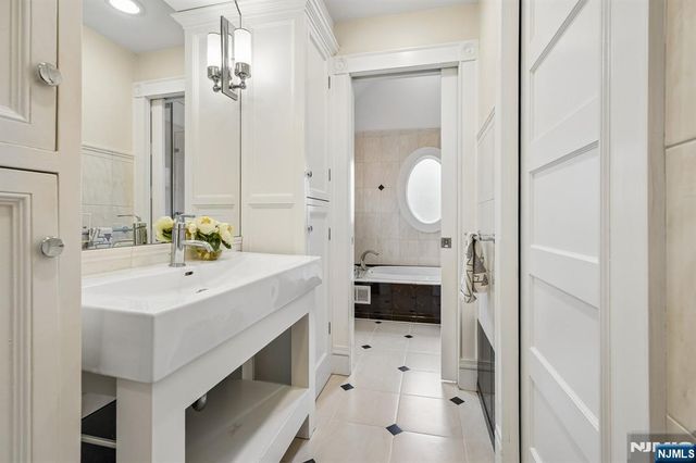378 Park Street, Montclair, NJ 07043