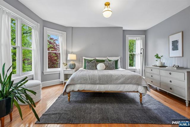 378 Park Street, Montclair, NJ 07043
