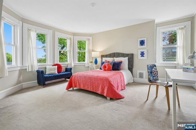 378 Park Street, Montclair, NJ 07043