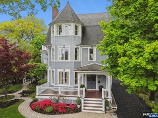 378 Park Street, Montclair, NJ 07043