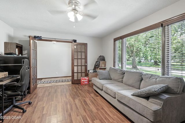 1901 Laura Lane, Joplin, MO 64801