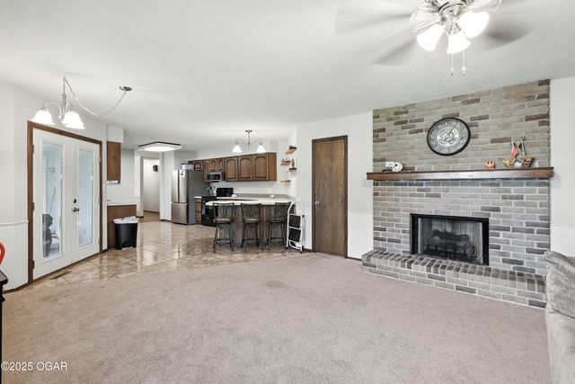 1901 Laura Lane, Joplin, MO 64801