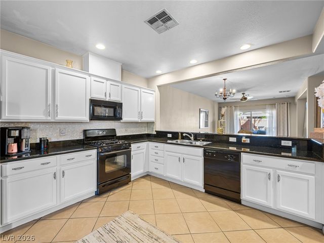 7540 Key Royale Court, Las Vegas, NV 89131