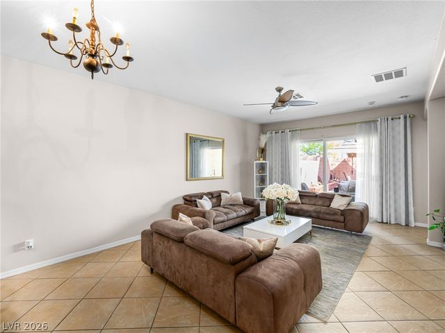 7540 Key Royale Court, Las Vegas, NV 89131