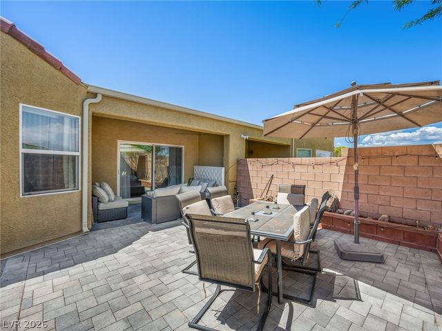 7540 Key Royale Court, Las Vegas, NV 89131