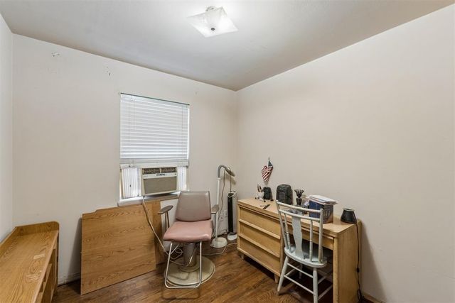 2109 Henderson Drive, Edmond, OK 73013