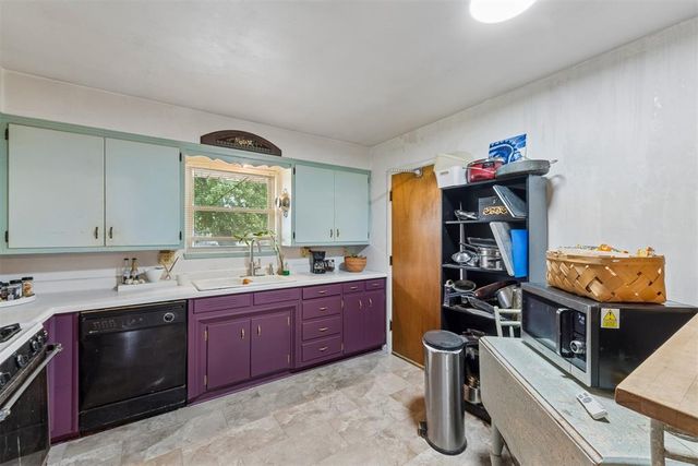 2109 Henderson Drive, Edmond, OK 73013