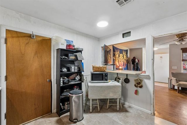 2109 Henderson Drive, Edmond, OK 73013