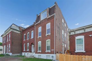 3706 Iowa Avenue, St Louis, MO 63118