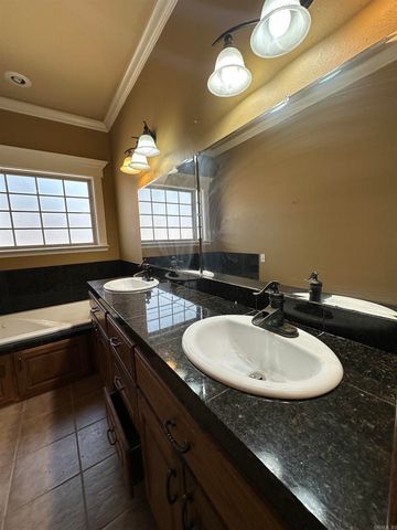 38 Pennsylvania Court, Little Rock, AR 72223