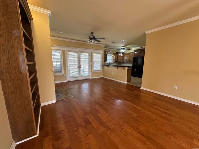 38 Pennsylvania Court, Little Rock, AR 72223