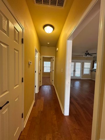 38 Pennsylvania Court, Little Rock, AR 72223