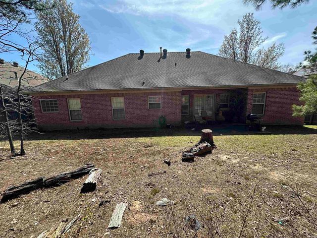 38 Pennsylvania Court, Little Rock, AR 72223