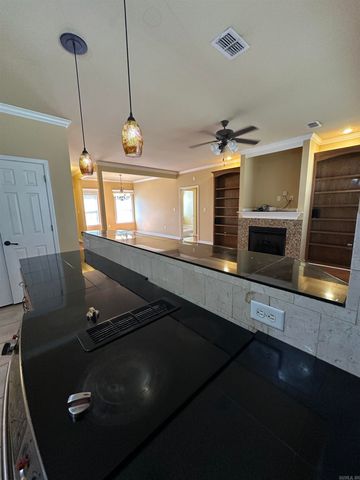 38 Pennsylvania Court, Little Rock, AR 72223