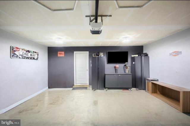 33 ENEFACE CRST, Hanover, PA 17331
