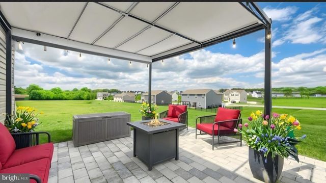 33 ENEFACE CRST, Hanover, PA 17331