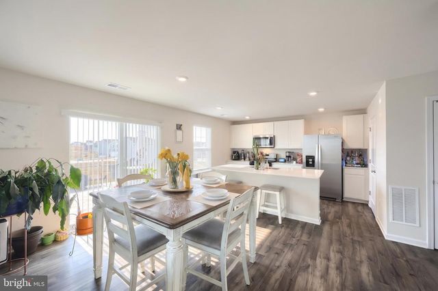 33 ENEFACE CRST, Hanover, PA 17331