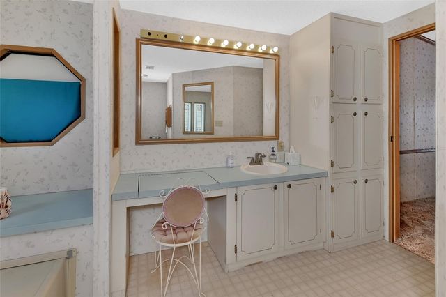 27130 FISHERMANS ROAD, Paisley, FL 32767