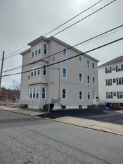 269 Brightman 2, Fall River, MA 02720