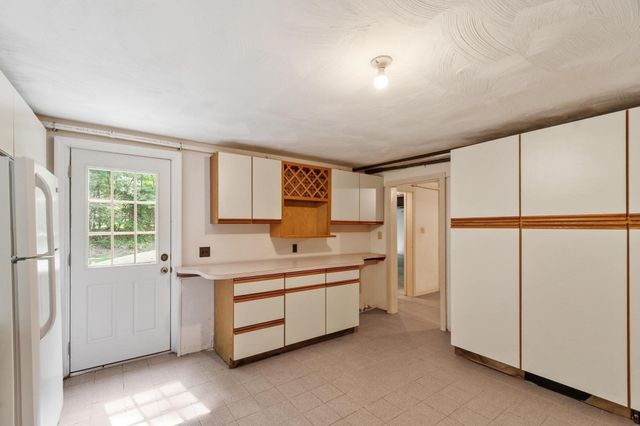 10 Zeus Drive, Chelmsford, MA 01824