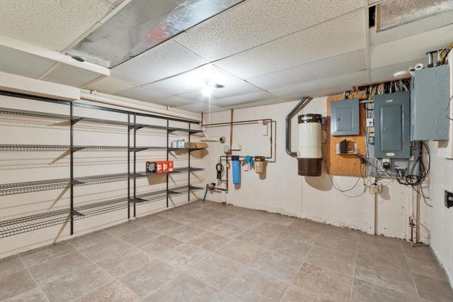 10 Zeus Drive, Chelmsford, MA 01824