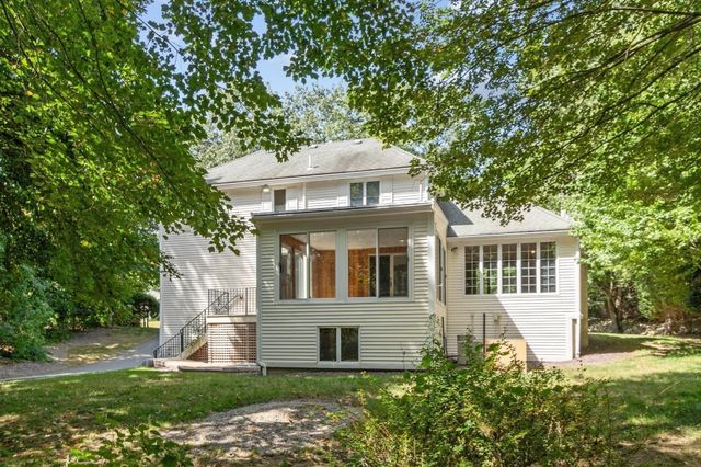 10 Zeus Drive, Chelmsford, MA 01824