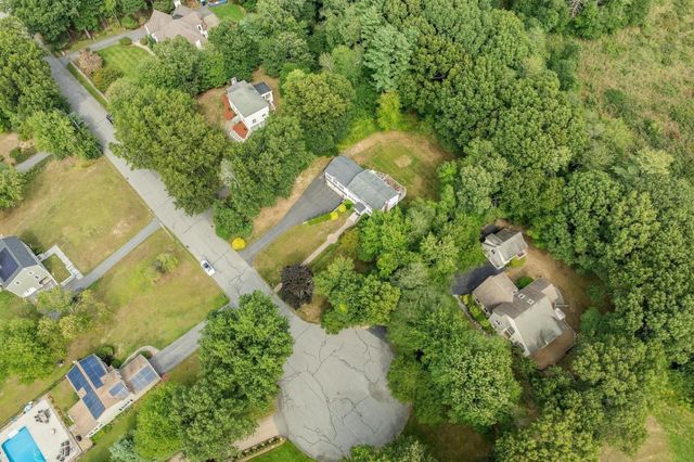 10 Zeus Drive, Chelmsford, MA 01824