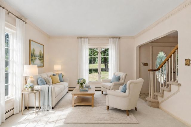 10 Zeus Drive, Chelmsford, MA 01824