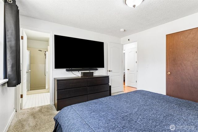 35803 13th Avenue SW, Federal Way, WA 98023
