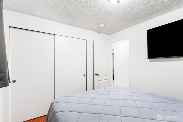 35803 13th Avenue SW, Federal Way, WA 98023