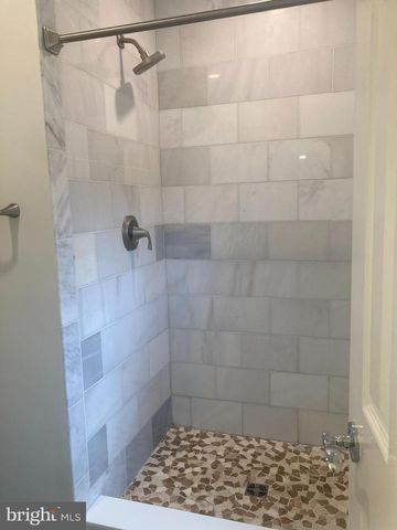 1411 FALLSWOOD DR, Rockville, MD 20854