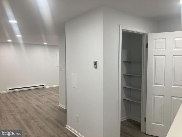 1411 FALLSWOOD DR, Rockville, MD 20854