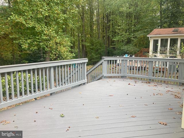 1411 FALLSWOOD DR, Rockville, MD 20854