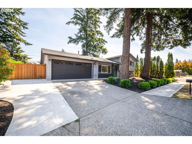 712 Ne 195TH Ave, Portland, OR 97230