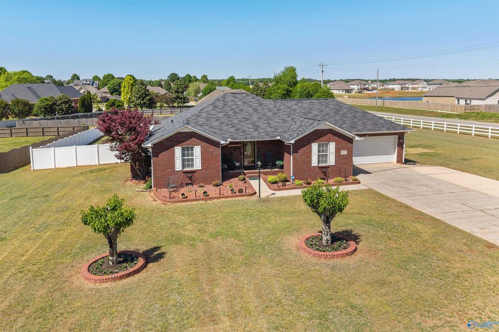 25977 Henry Clay Drive, Madison, AL 35756