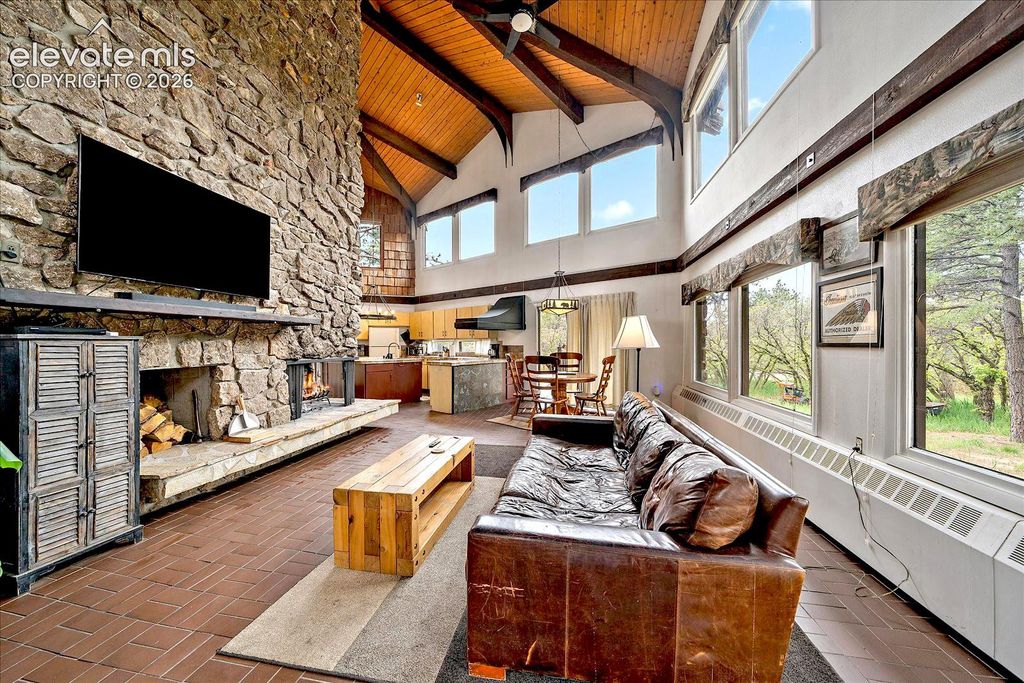 18640 Cloven Hoof Drive, Palmer Lake, CO 80133 — photo 2