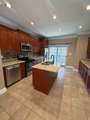 266 Turnberry Cir, Clarksville, TN 37043