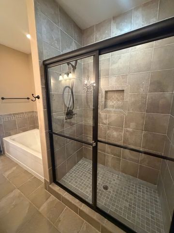 266 Turnberry Cir, Clarksville, TN 37043