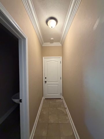 266 Turnberry Cir, Clarksville, TN 37043