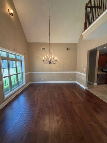 266 Turnberry Cir, Clarksville, TN 37043